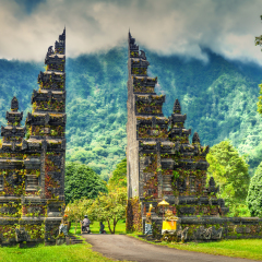 Gardian statue at entrance Bali temple / Bali Hindu temple / Bali, Indonesia