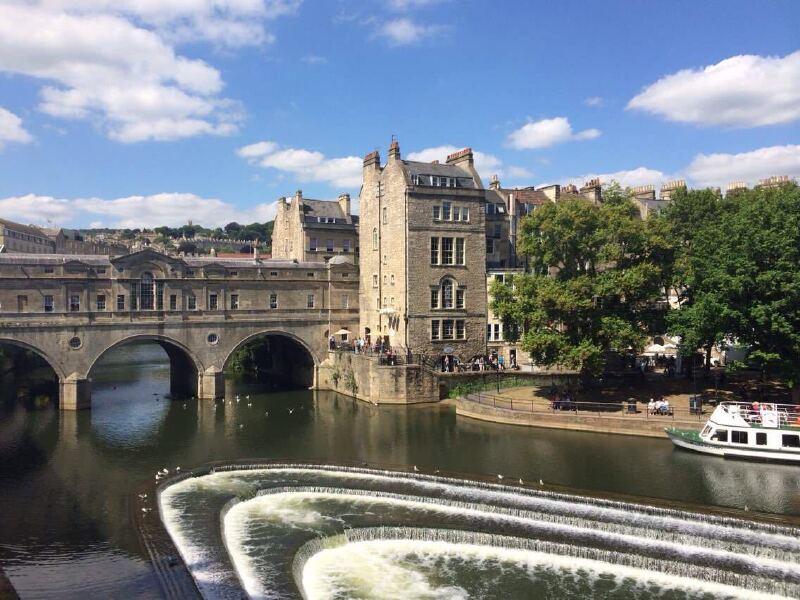 英国唯一列入世界文化遗产的城市巴斯风光