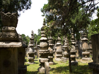灵岩寺