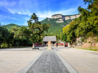 灵岩寺