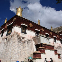 Sera monastery