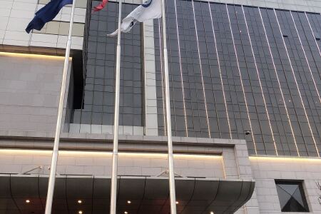 【北京艾维克酒店】地址:东三环中路乙十号 – 途牛