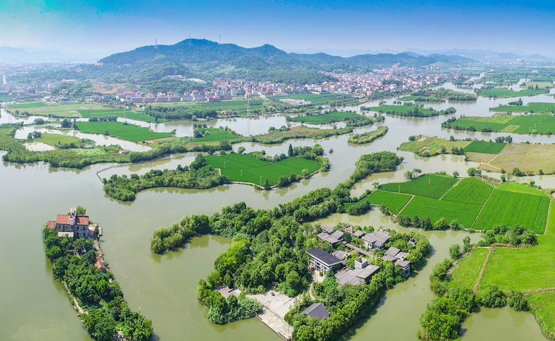 俯瞰诸暨白塔湖国家湿地公园美若仙境酷似水上迷宫