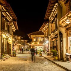 独克宗古城夜景