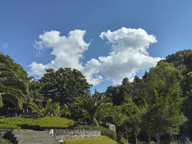 腾冲热海温泉景区