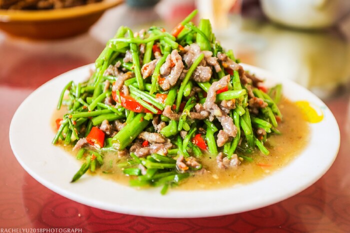 麂子肉是比较少能吃到的,爆炒之后,非常的滑嫩.