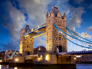 伦敦塔桥