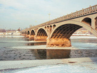 伊犁河大桥