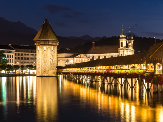 卡佩尔桥和水塔