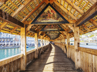 卡佩尔桥和水塔