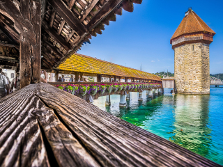 卡佩尔桥和水塔