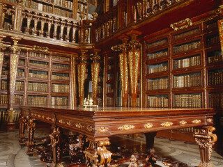 科英布拉大学巴洛克式图书馆