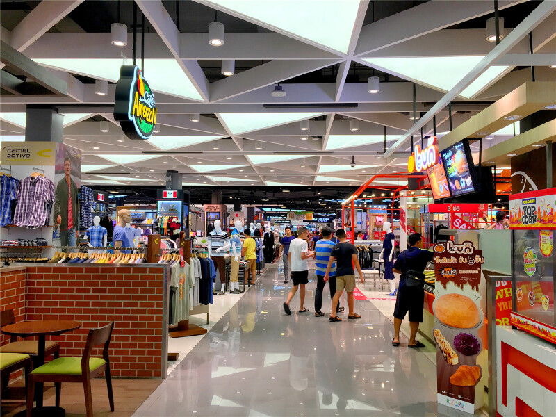 江西冷购物中心——罗宾逊百货