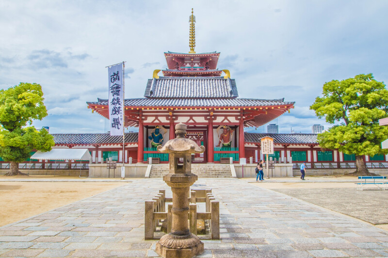 就像在中国大人小孩都知道少林寺一样,在日本大阪,四天王寺作为日本最