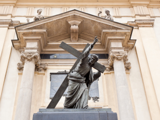 华沙圣十字教堂