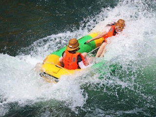 千岛湖九龙溪漂流