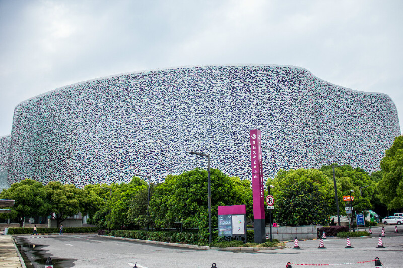 苏州文化艺术中心内部包含了imax影院,苏州金鸡湖美术馆