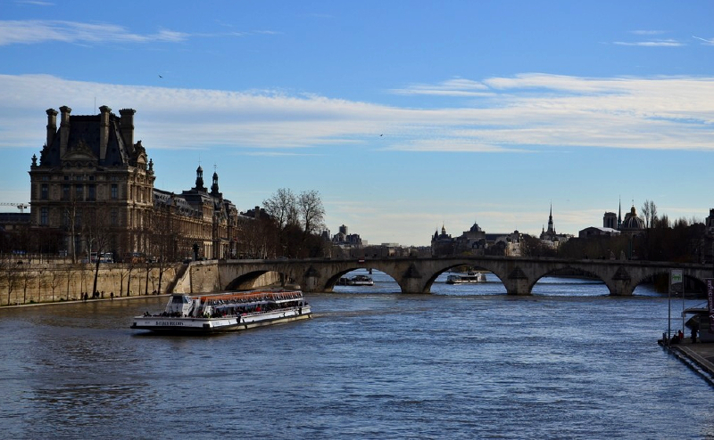 巴黎母亲河-塞纳河风光