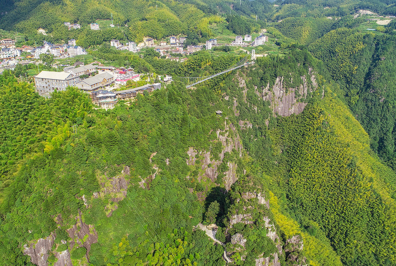 航拍遂昌南尖巖青山疊翠滿眼綠