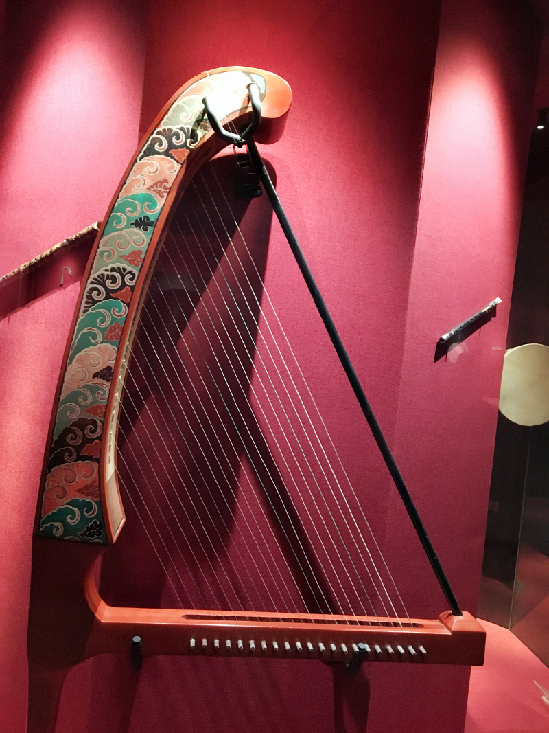 它位于大众巷86号,根据网上攻率,在博物馆门口坐137路到永昌路北口站