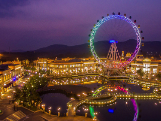 汤山百联奥特莱斯摩天轮