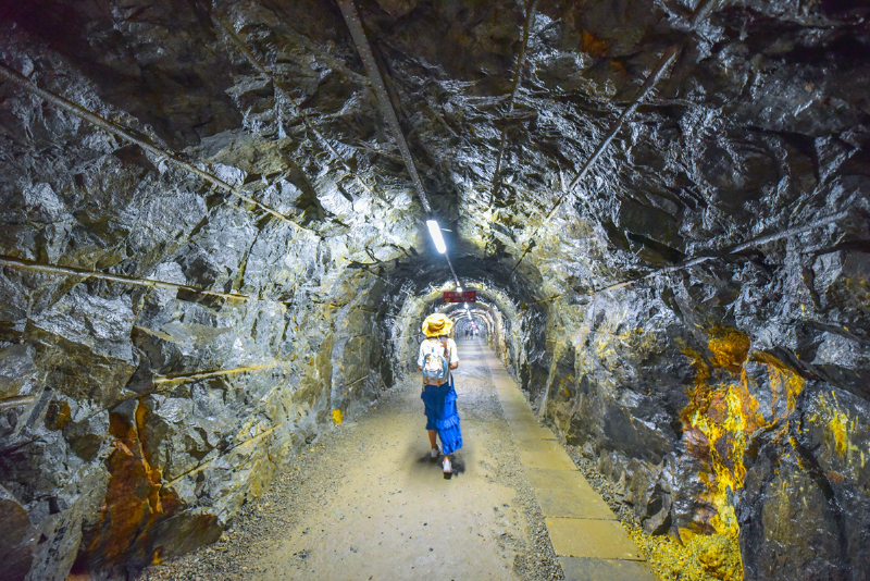 【首发】"遂"行秀山丽水--山岩星空下,金矿中,淘金觅知音