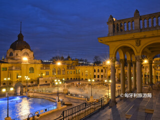 赛切尼浴场&泳池