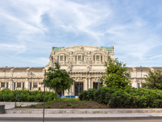 米兰中央火车站