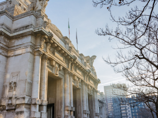 米兰中央火车站