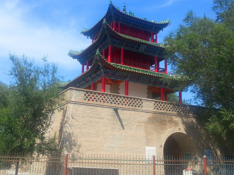 惠远古城                     古城的钟鼓楼