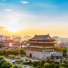 中国西安城市建筑发展景观鼓楼