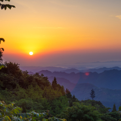 湖北武当山南岩日出