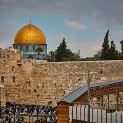 Wailing wall and al aqsa mosque