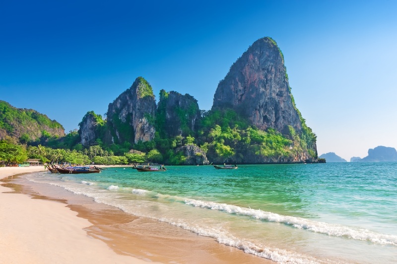 泰国你只知道普吉岛?甲米景色媲美普吉,但却比普吉更宁静!