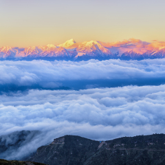 牛背山
