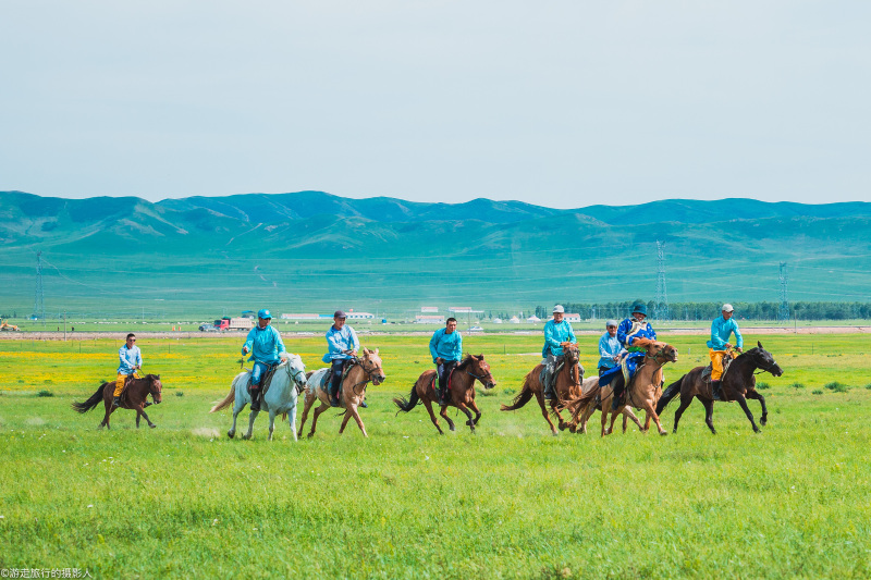 策马奔腾的汉子