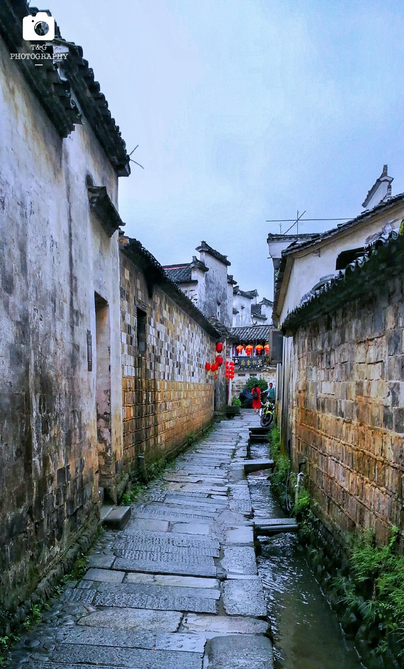 旅行中的丰言锋语#梅雨季的宏村,更水墨,更生活