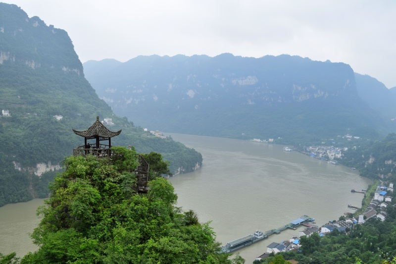 旅行中的丰言锋语#宜昌夷陵深度游,三峡风光无限好