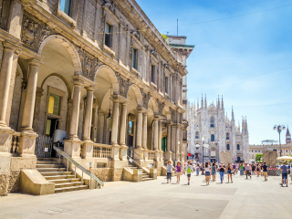 米兰大教堂广场