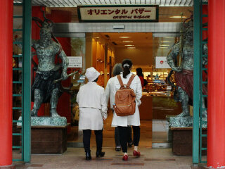 Oriental Bazaar（原宿店）