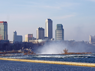 尼亚加拉瀑布城