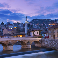 Skyline of the old town at the sunrise in Sarajevo, Bosnia and Herzegovina. 景点模块