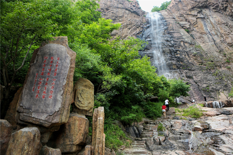 沂山大海东来第一山得天独厚的天然氧吧