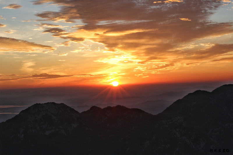 邂逅沂蒙山最美日出