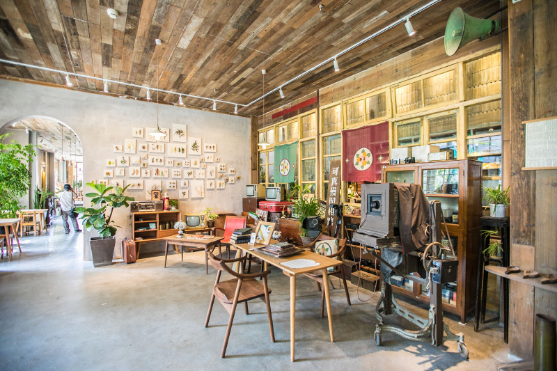 旧物仓的杂货铺是可以购买的杂货铺,可以