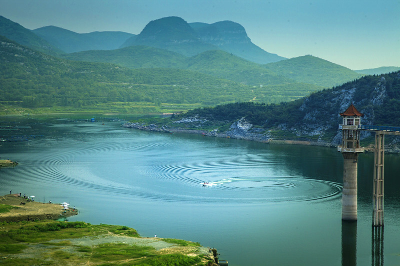 赤橙黄绿青蓝紫 无边秋色胜春朝——长春观的秋天美如香山