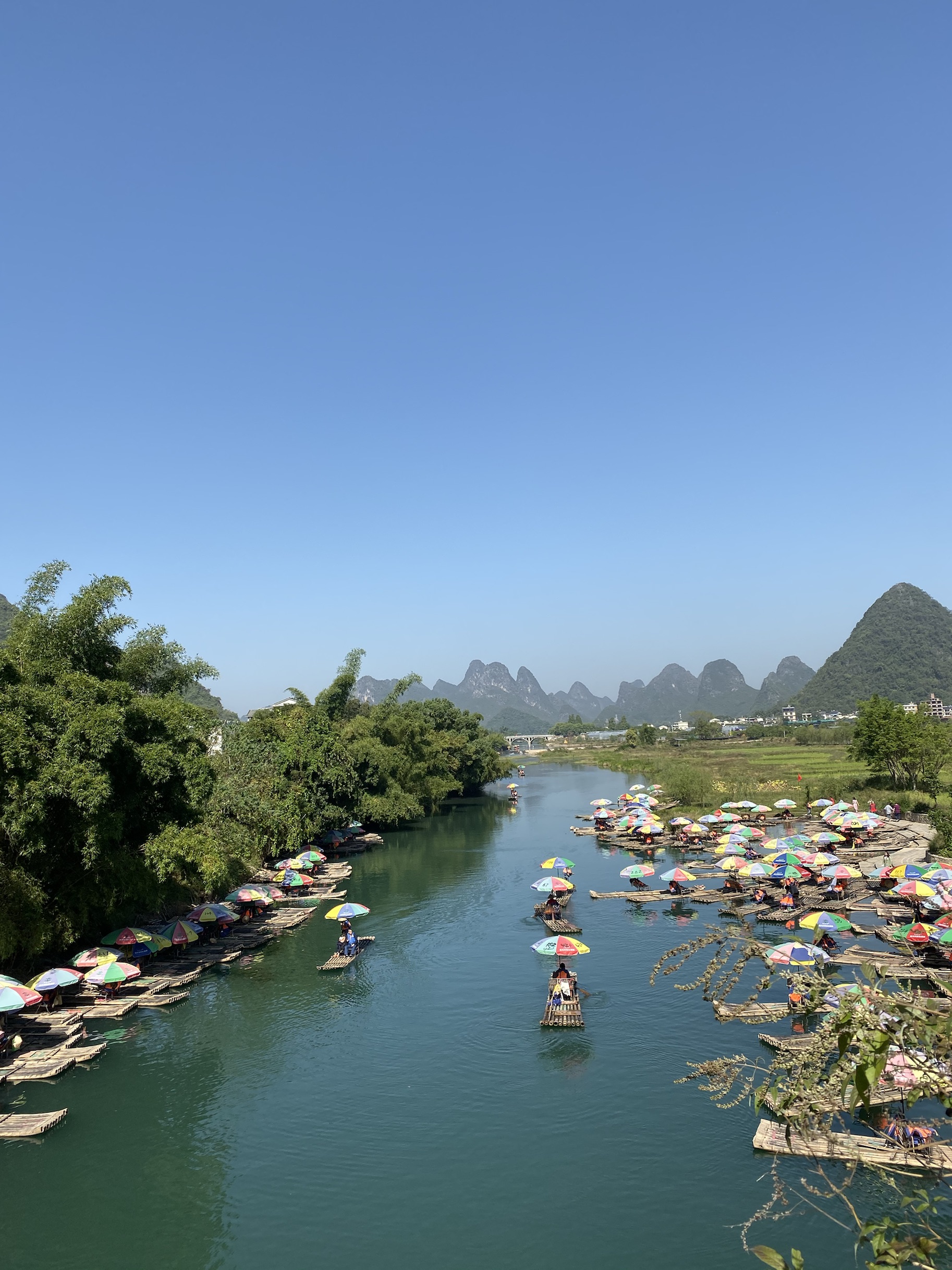  桂林 漓江 阳朔 龙脊梯田双飞4日游>住龙脊网红梯田吊脚楼,民族服饰