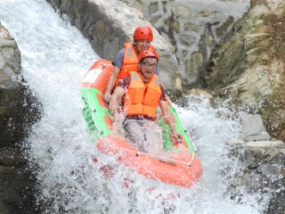 将军关探险漂流