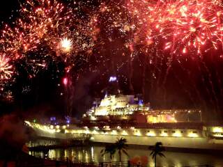 深圳明思克航母