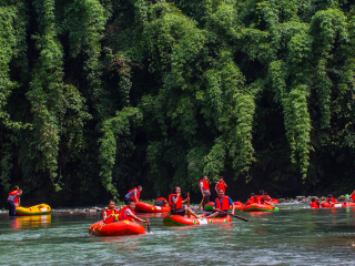 武隆仙女峡漂流